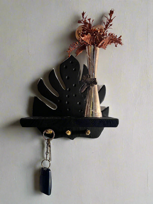 Delia: Wall mounted Wooden Monstera-Shaped Key Holder with Tree Branch Hooks